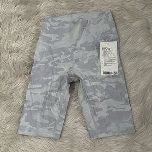 Wunder Under 10” shorts size 6